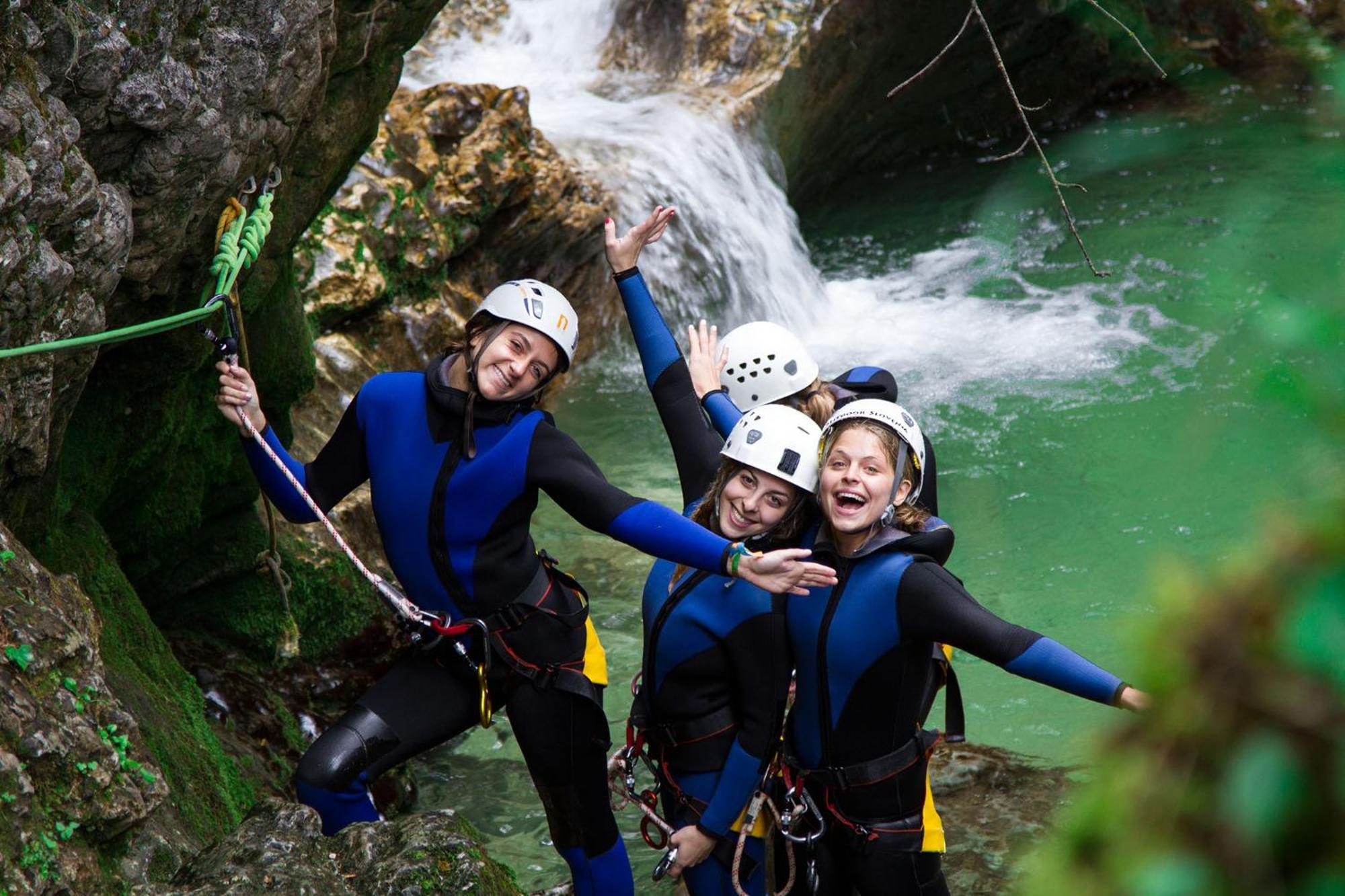 Youth Hostel Bledec Εξωτερικό φωτογραφία